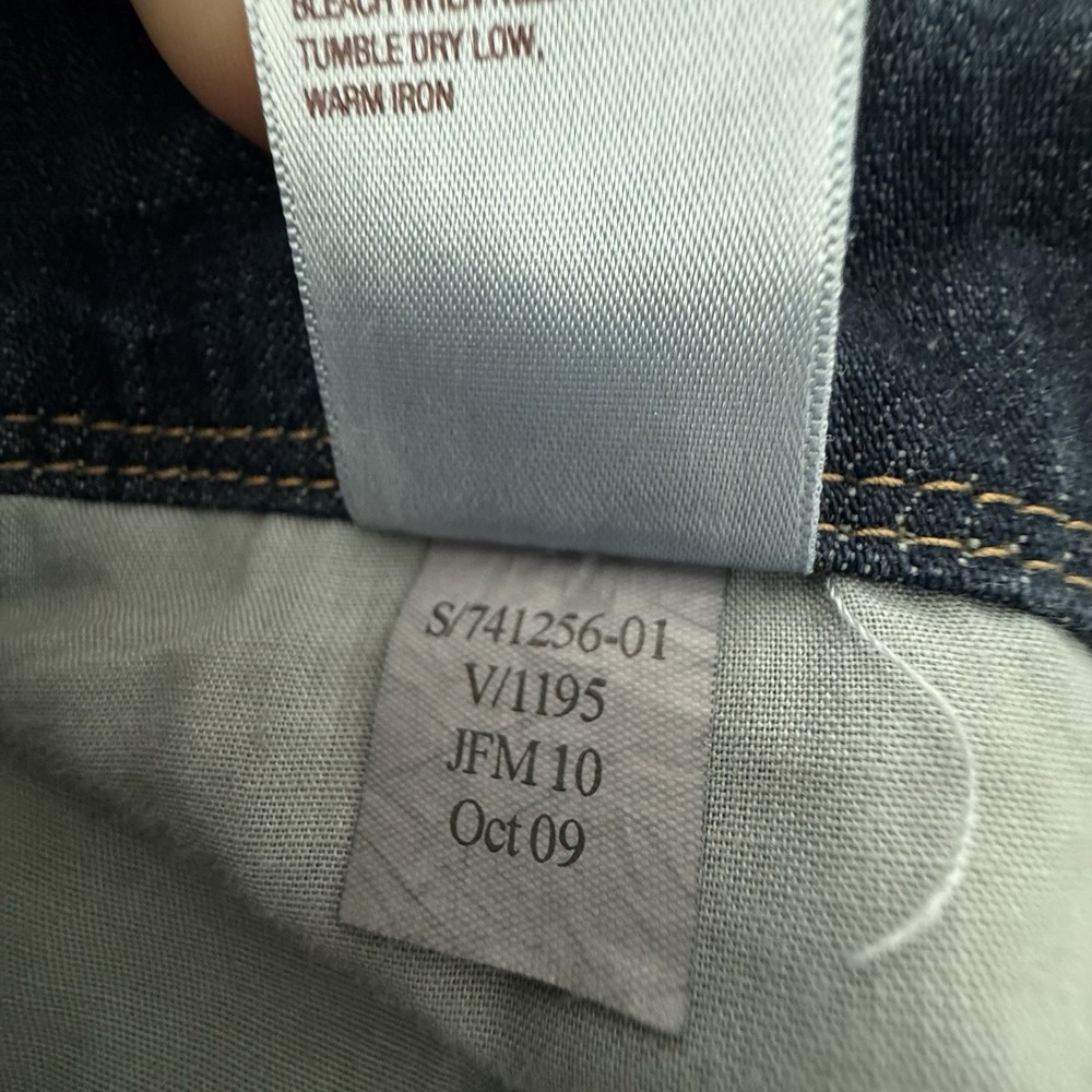 Old Navy Mid Rise Crop Wide Leg Blue Jeans 12 Clean Girl Scandi Street Dark Wash - Picture 9 of 16